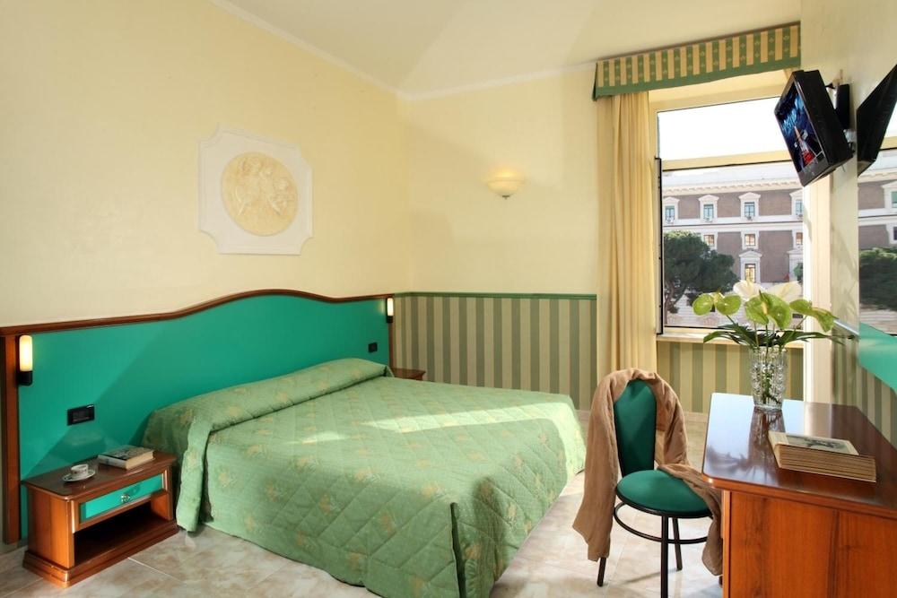Hotel Dorica Roma Exterior foto