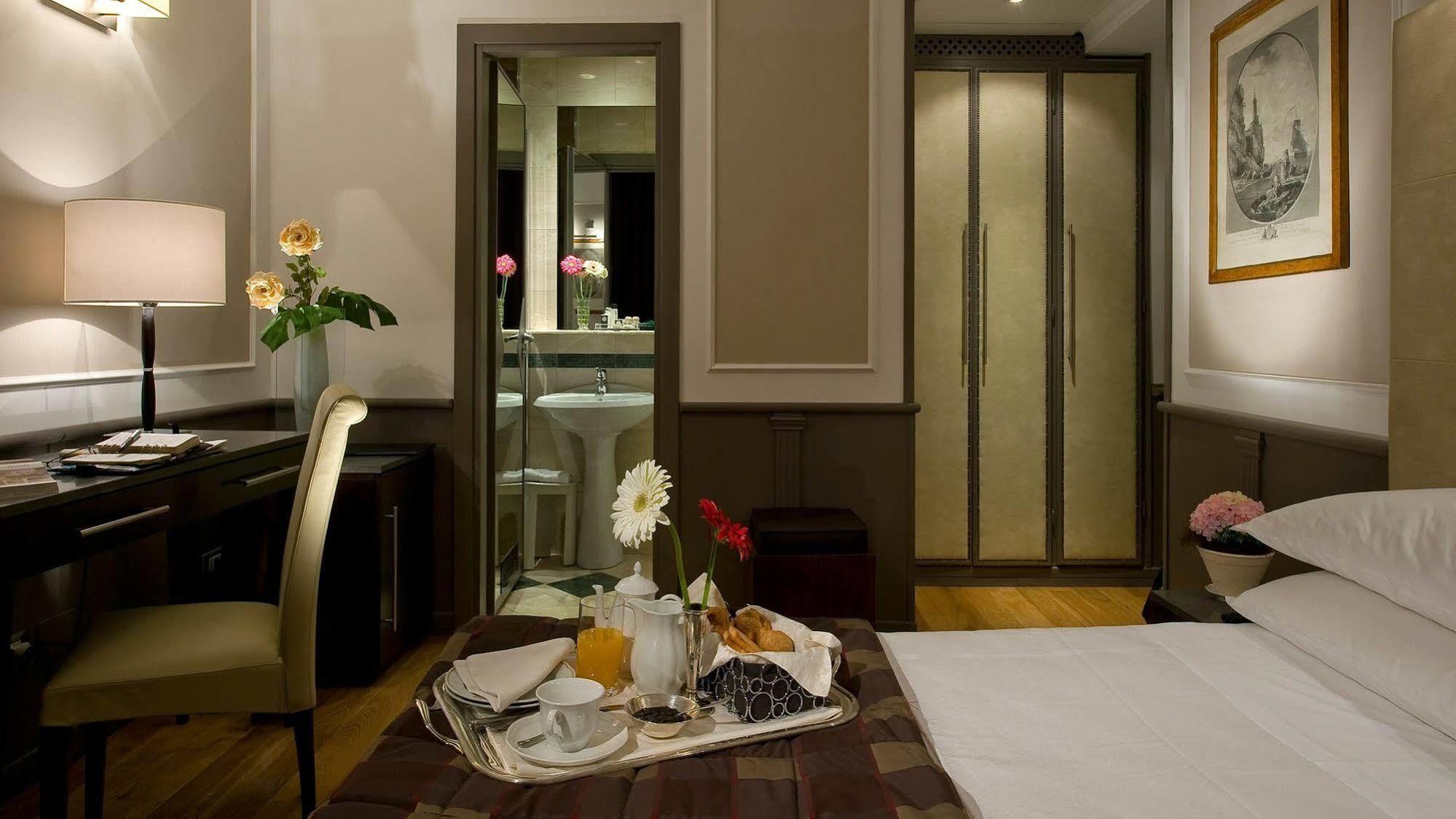 Hotel Dorica Roma Exterior foto